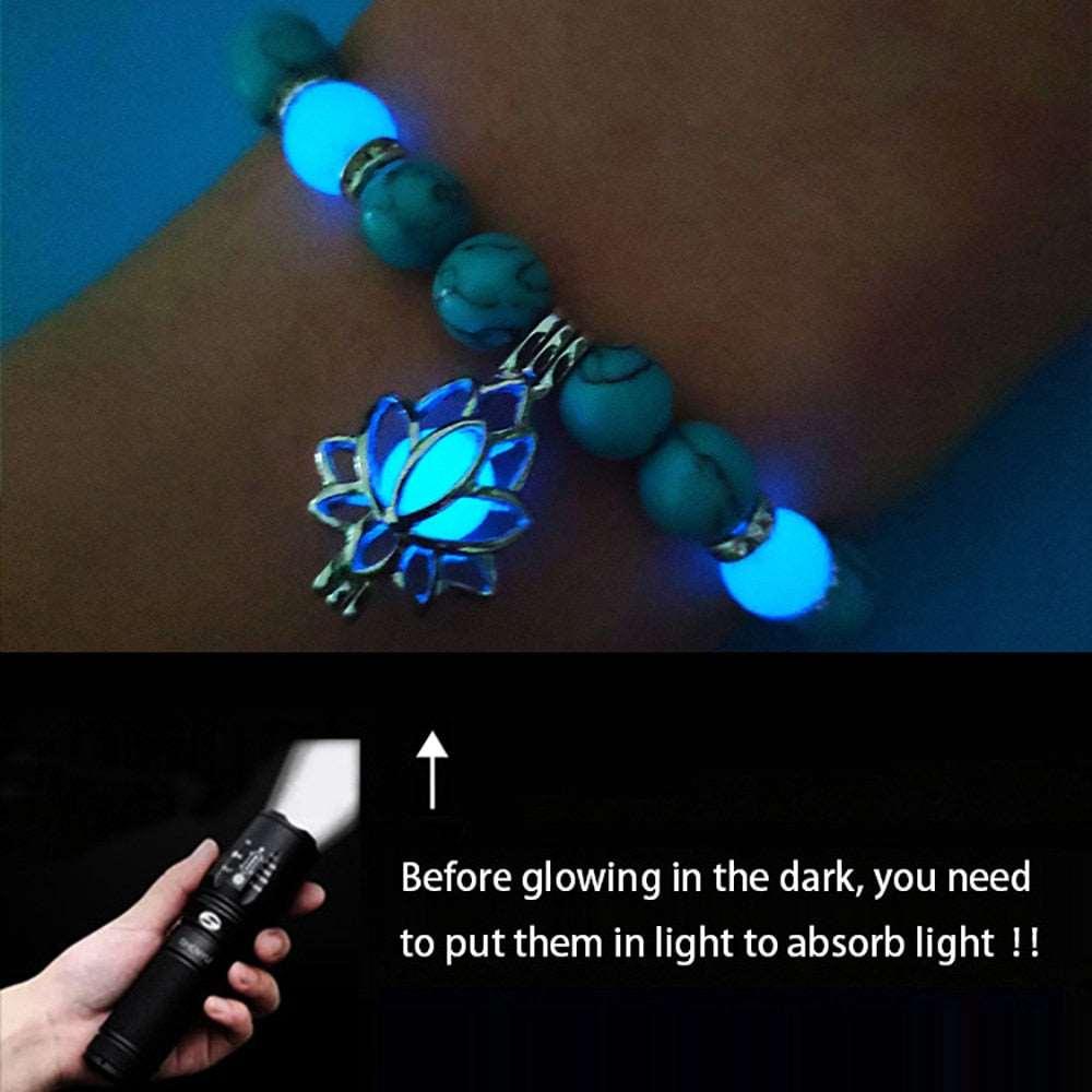 Energizing Natural Stone Charm Bracelet Glowing in the Dark - Alartis