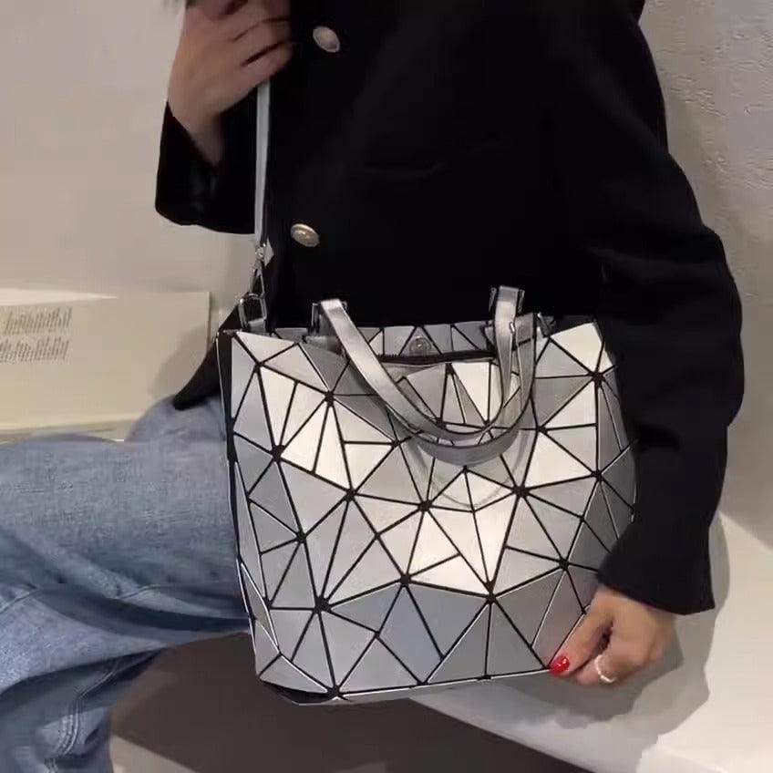 Women's trendy geometric rhombus handbag - Alartis